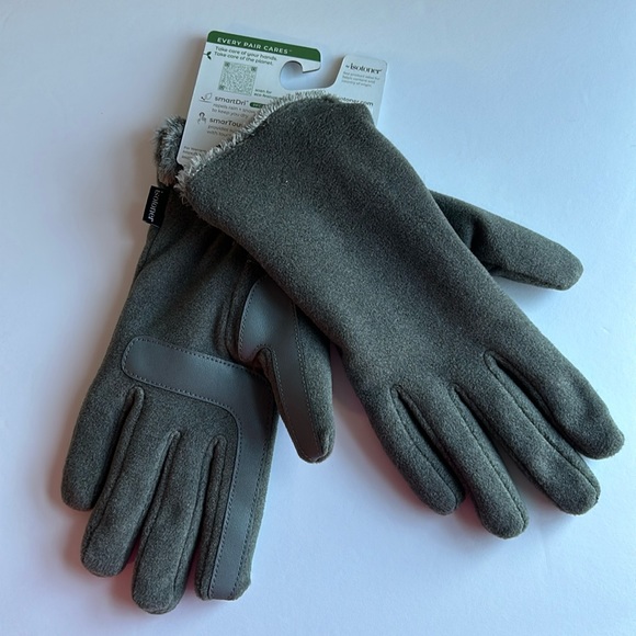 NWT ISOTONER SmartDri Heather Grey Knit Gloves - Picture 6 of 8